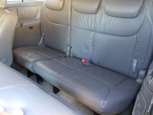 Used 2008 Toyota Sienna XLE Limited image 27
