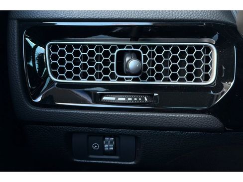 Used 2022 Honda Civic Sport image 28