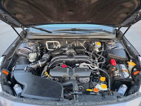 Used 2017 Subaru Outback 2.5i Limited image 14