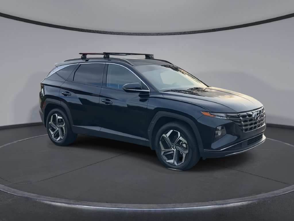 Used 2023 Hyundai Tucson Limited w/ Cargo Package AWD/4WD image 2