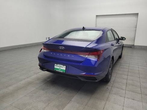 Used 2022 Hyundai Elantra SEL FWD image 9