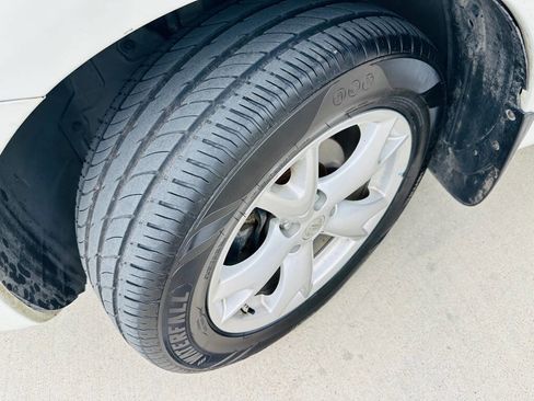 Used 2008 Nissan Rogue S image 27