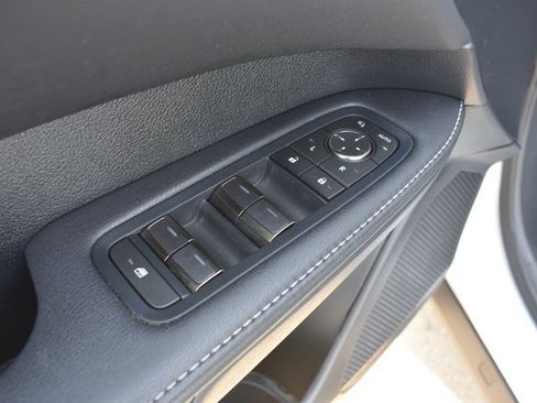 Used 2024 Lexus RX 350 FWD w/ Technology Package image 12