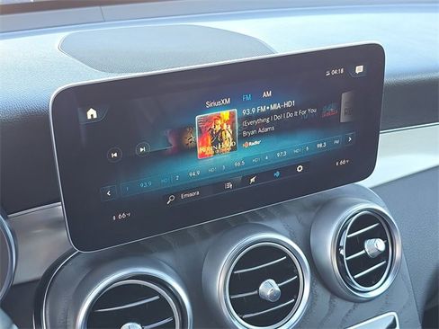 Used 2020 Mercedes-Benz GLC 300 image 23