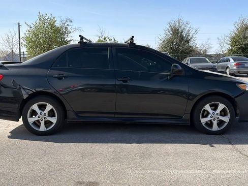Used 2013 Toyota Corolla S image 4