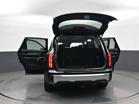 Used 2024 Kia Telluride LX AWD/4WD image 33