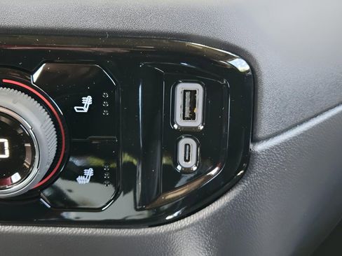 New 2025 Chevrolet Silverado 1500 LT Trail Boss w/ Convenience Package II image 27