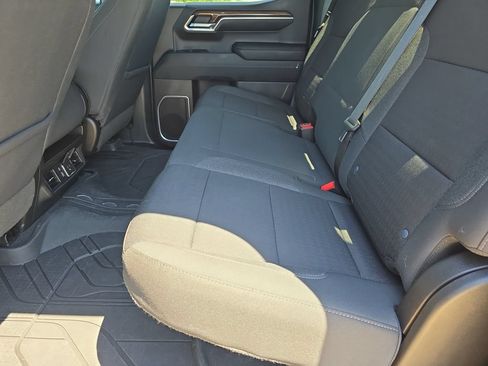 Used 2023 Chevrolet Silverado 1500 LT AWD/4WD image 14