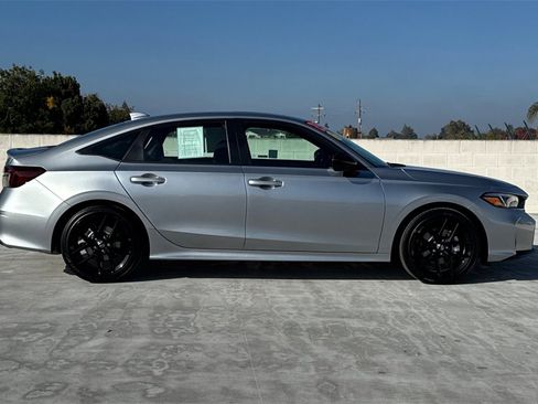 Certified 2025 Honda Civic Sport image 2