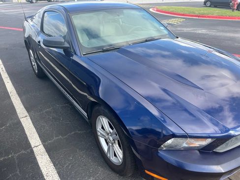 Used 2011 Ford Mustang Coupe w/ 101A Rapid Spec Order Code RWD image 3