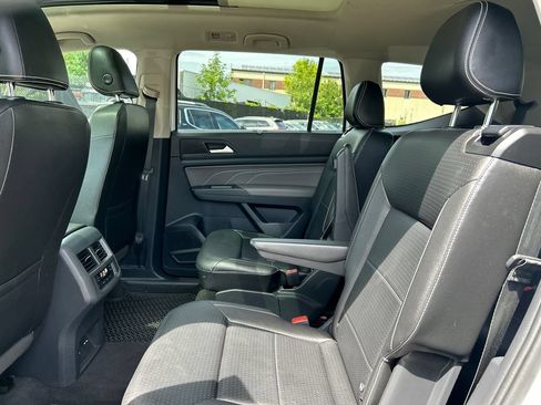 Used 2023 Volkswagen Atlas SEL AWD/4WD image 22