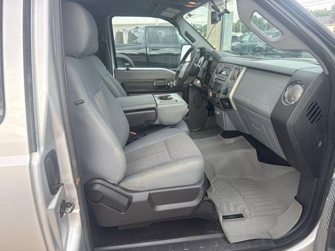 Used 2016 Ford F350 XLT AWD/4WD image 4