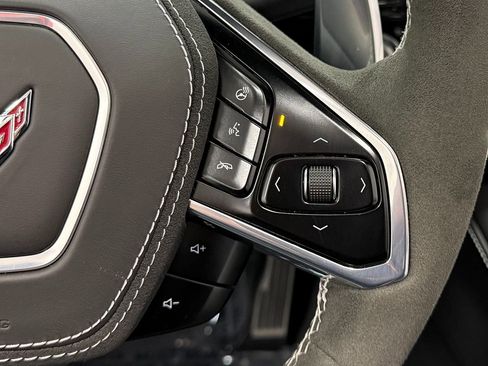 Used 2022 Chevrolet Corvette 3LT w/ Z51 Performance Package image 21