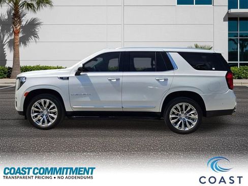 Used 2024 GMC Yukon Denali w/ Advanced Technology Package AWD/4WD image 9
