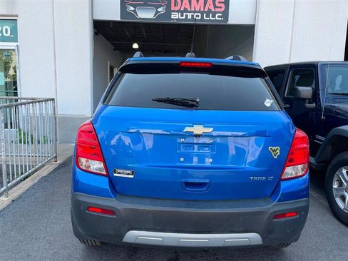 Used 2015 Chevrolet Trax LT w/ LT Sun and Sound Package FWD image 6