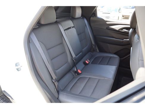 Used 2023 Chevrolet TrailBlazer RS image 14