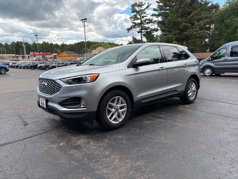 Used 2023 Ford Edge SEL w/ Convenience Package AWD/4WD image 3