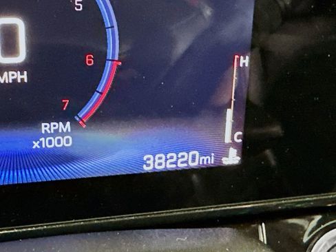 Used 2024 Chevrolet Trax RS w/ Driver Confidence Package image 13