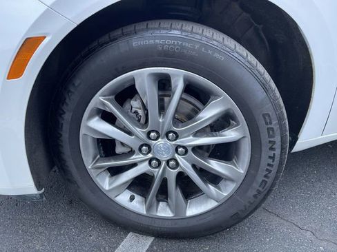 Used 2022 Buick Enclave Avenir w/ Trailering Package, 5000 lbs. image 33