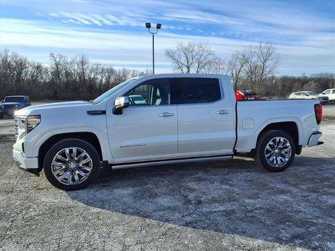 Used 2024 GMC Sierra 1500 Denali AWD/4WD image 10