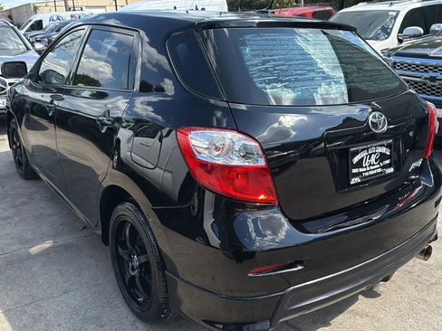 Used 2010 Toyota Matrix image 5