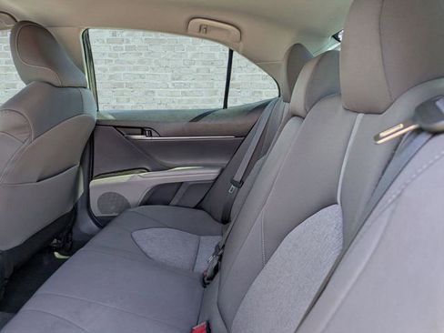 Used 2022 Toyota Camry LE FWD image 14