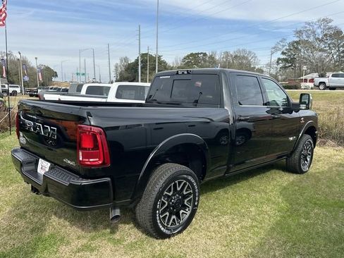 New 2026 RAM 2500 Limited AWD/4WD image 7