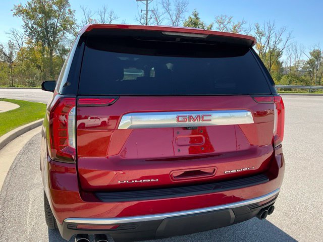 Used 2024 GMC Yukon XL Denali w/ Denali Reserve Package AWD/4WD image 10