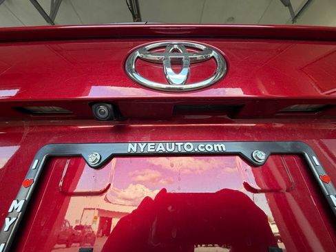 Used 2019 Toyota RAV4 Adventure AWD/4WD image 50