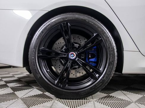 Used 2023 BMW M5 w/ Executive Package image 47