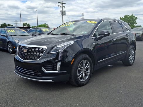 Used 2023 Cadillac XT5 Premium Luxury w/ LPO, Floor Liner Package AWD/4WD image 3