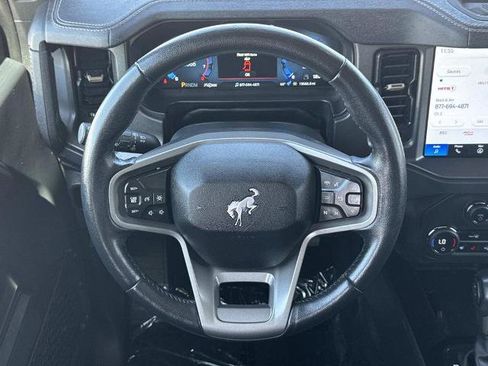 Certified 2025 Ford Bronco Badlands image 9