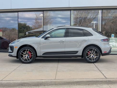 New 2026 Porsche Macan S image 2