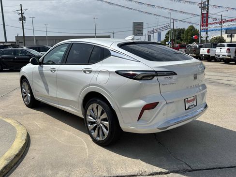 Used 2025 Buick Envista Avenir FWD image 5