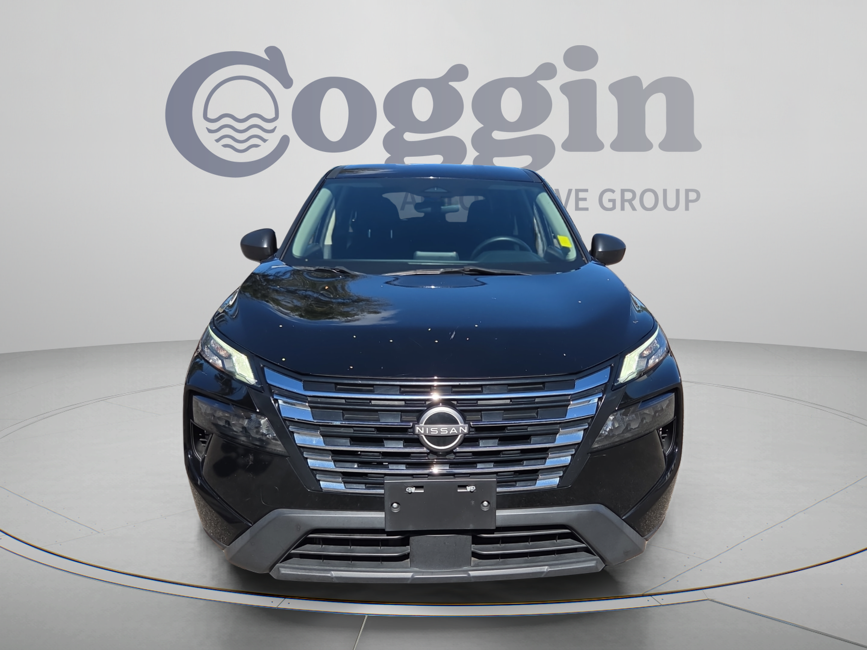 Used 2024 Nissan Rogue S AWD/4WD image 8