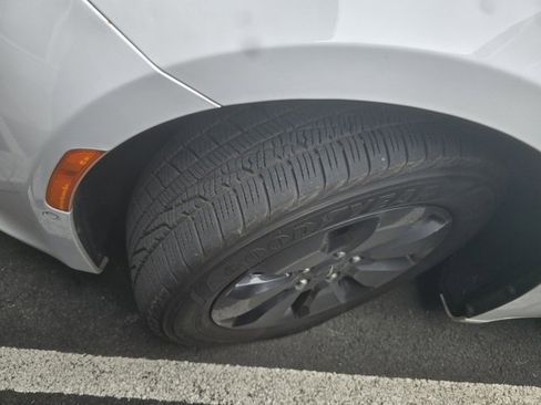 Used 2020 Chrysler Pacifica Limited w/ Quick Oder Package 2EV RED-S image 8