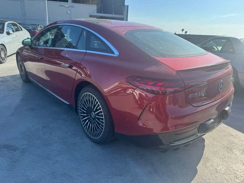 Used 2023 Mercedes-Benz EQS 580 4MATIC Sedan image 4