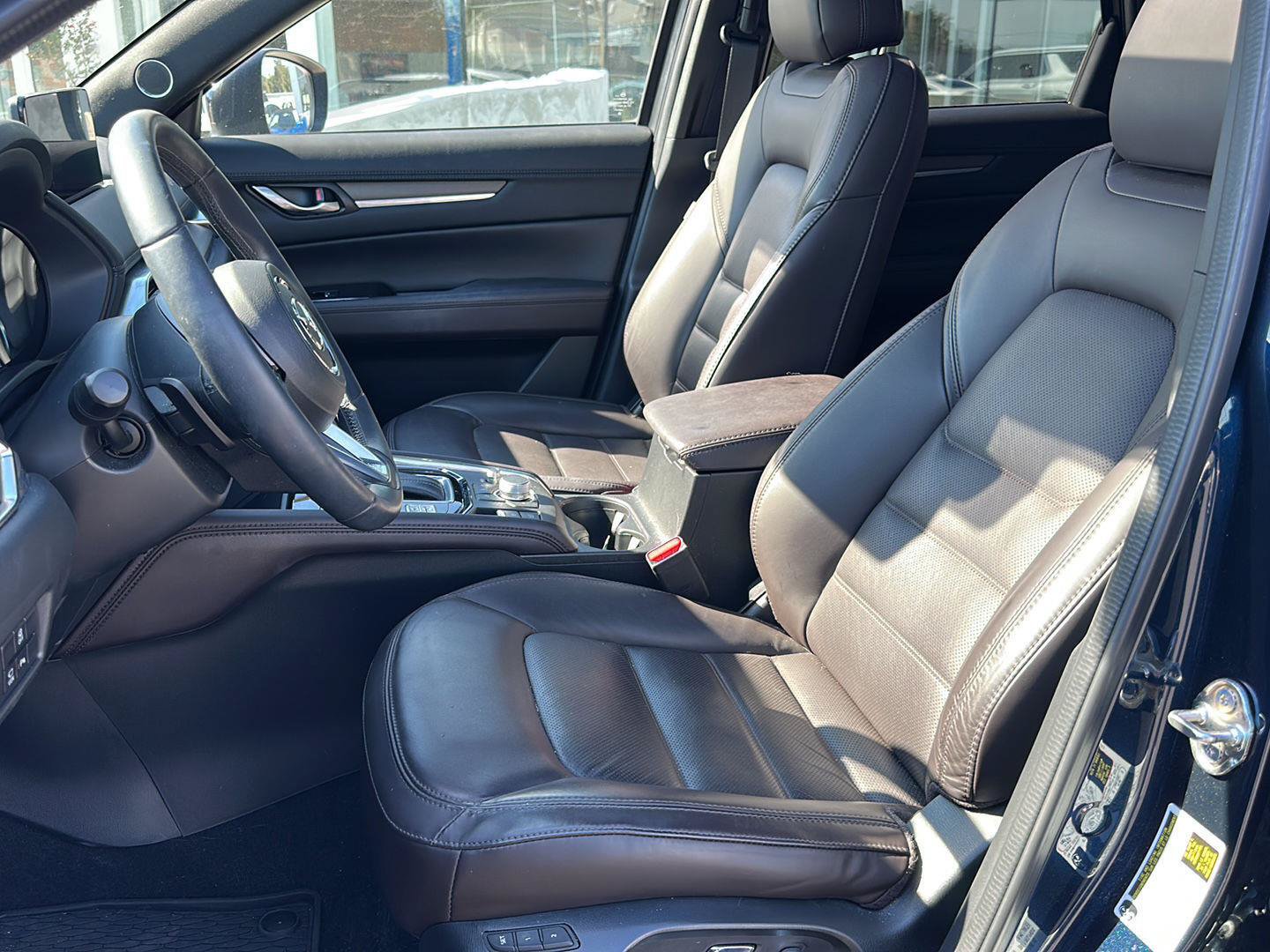 Used 2023 MAZDA CX-5 Signature AWD/4WD image 9