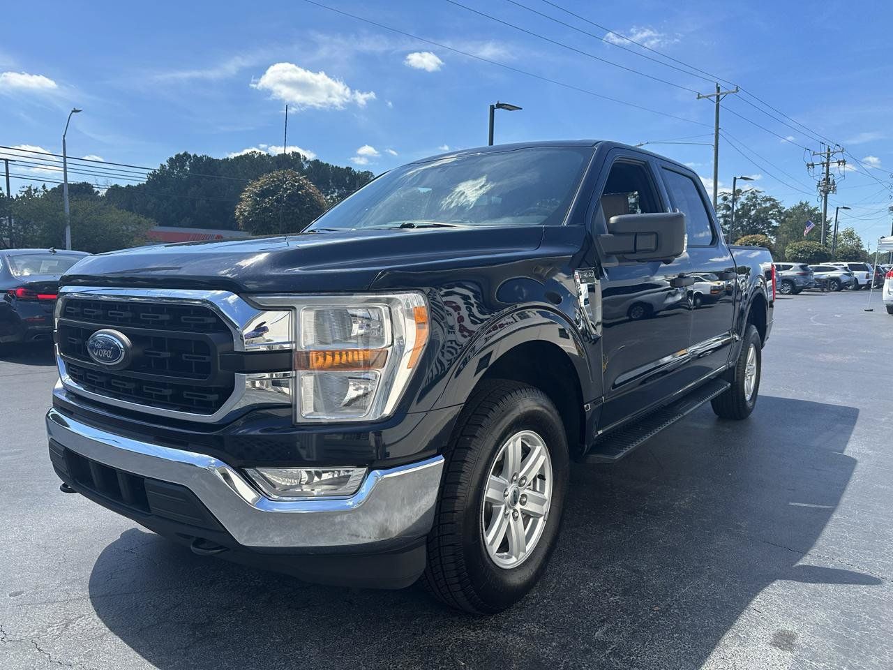 Used 2022 Ford F150 XLT w/ Equipment Group 301A Mid AWD/4WD image 3
