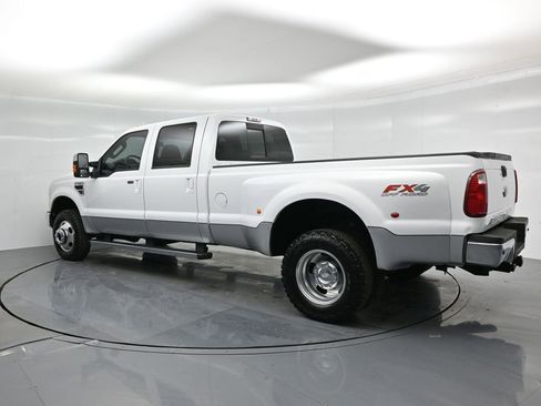 Used 2010 Ford F350 Lariat image 6