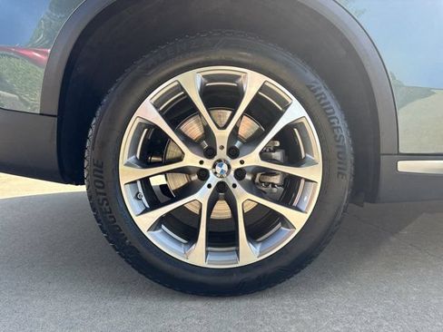 Certified 2024 BMW X5 xDrive40i w/ Premium Package AWD/4WD image 29