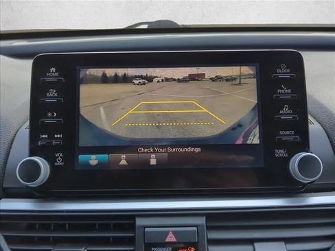 Used 2018 Honda Accord Sport image 14