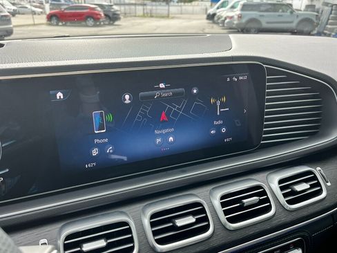 Used 2024 Mercedes-Benz GLS 580 4MATIC image 49