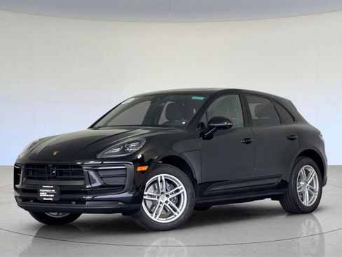 Certified 2026 Porsche Macan AWD/4WD image 1