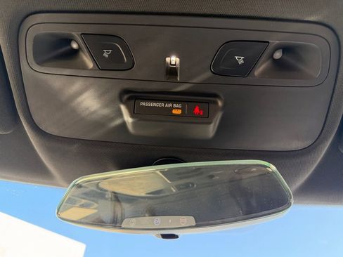 Used 2017 Chevrolet Camaro LT image 25