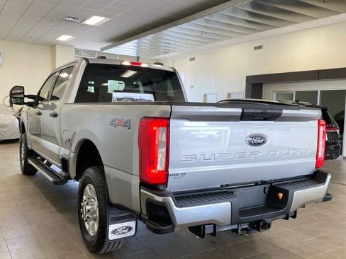 Used 2024 Ford F250 XLT w/ Snow Plow Prep Package image 5
