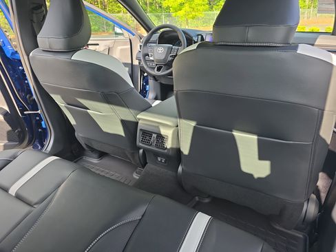 New 2026 Toyota Camry SE FWD image 11