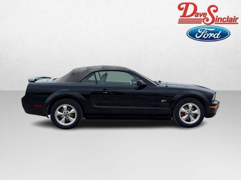 Used 2008 Ford Mustang GT RWD image 5
