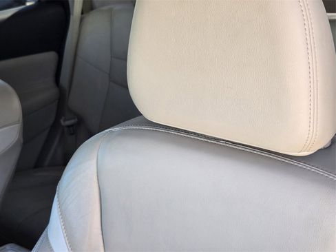 Used 2018 Nissan Murano Platinum image 13