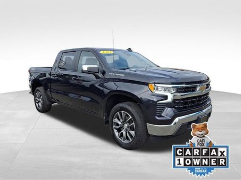 Used 2024 Chevrolet Silverado 1500 LT AWD/4WD image 1